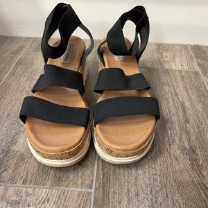 Steve Madden sandal